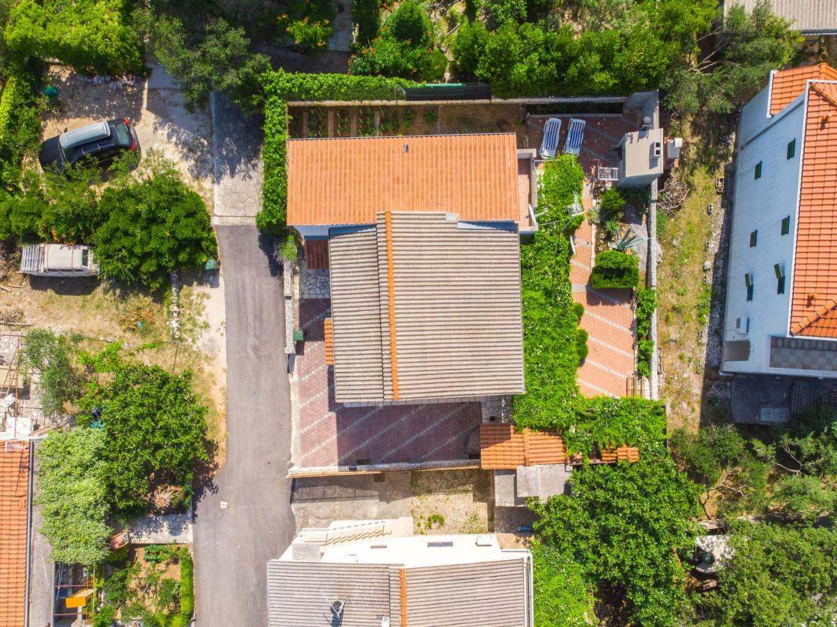 Apartment Josipa Vinišće エクステリア 写真